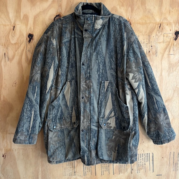 Winchester Other - Winchester Dark Trebark Camo Hooded Hunting Jacket Sz L Camouflage